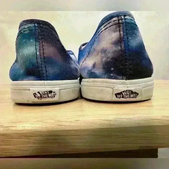 Vans Cosmic Space Galaxy Sneaker Shoes Purple Lace Up - Unisex Sizes M5.5 W7 - Picture 3 of 7